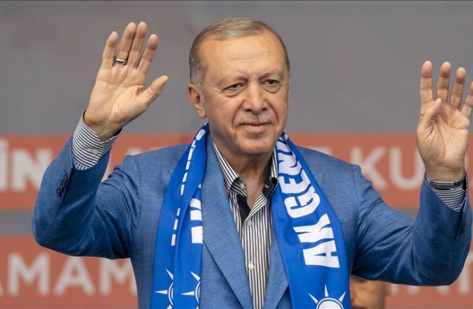 Erdoğan: Deprem bölgesindeki her 3 hak sahibi vatandaşımızdan 2’sini yeni yuvasına kavuşturduk