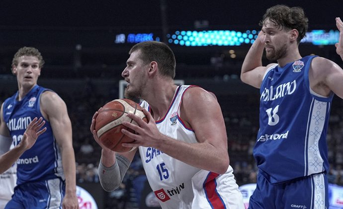 Sırbistan EuroBasket’e veda etti, Finlandiya çeyrek finalde!