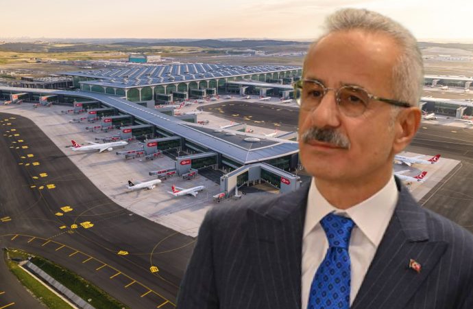 Bakan Uraloğlu müjdesi: Uçakta bedava şişe suyu verilecek