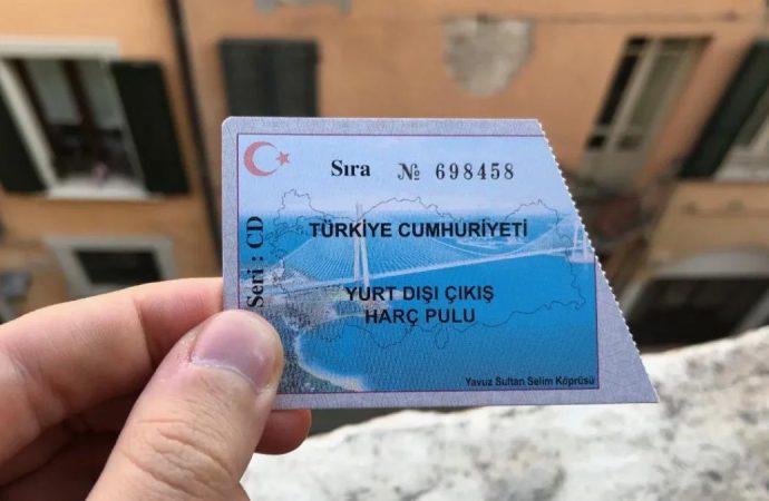Yurt dışına çıkış harcı bin lira oldu