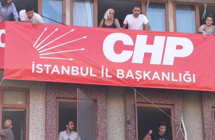 CHP bez tabelayı değiştirdi