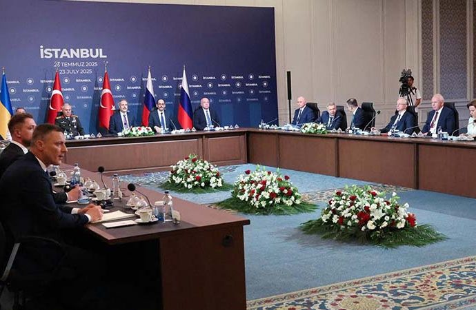 Ukrayna müzakereleri: Rusya durdurdu