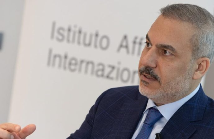 Hakan Fidan’ın masasındaki kitap: Hannibal