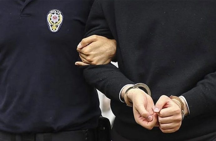 Polisi görünce kaçtı: 33 yıllık hapis cezası ortaya çıktı