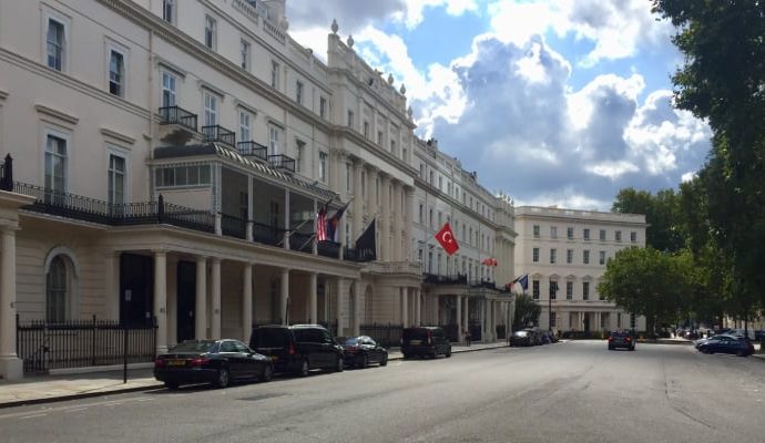 Britanya ünlü askeri okula İsrailli öğrenci almayacak