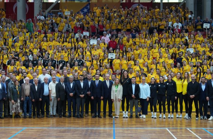 Yetenekli voleybolcu arıyor: VakıfBank Bosna Hersek’te 38 voleybol okuluyla iş birliği yapacak