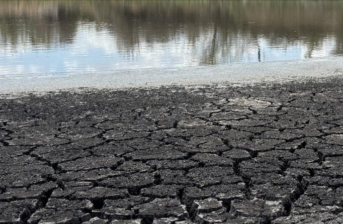 Dünya nüfusunun üçte biri yılda bir ay susuz