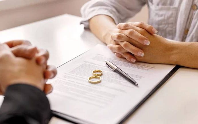Eski eşine ‘Erkek değilsin’ dedi, aldığı nafaka ve tazminat iptal edildi