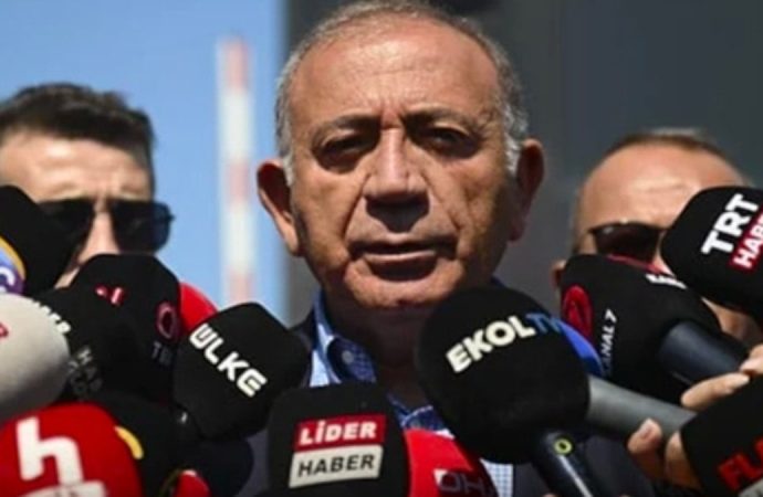 CHP’de yeni krizin ayak sesleri: Görevi devretmem