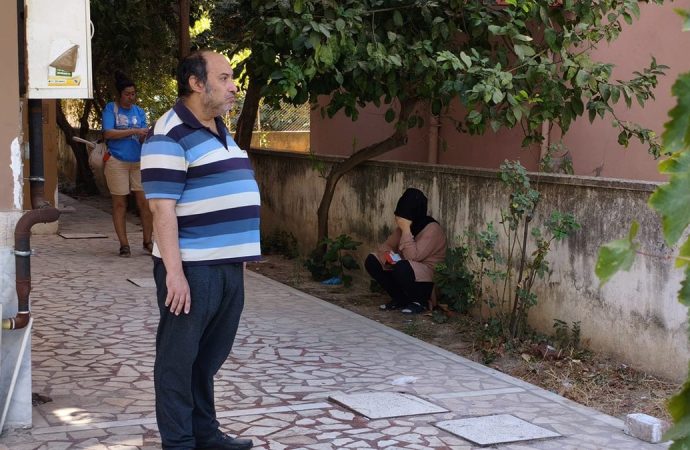 85 yaşındaki adam koltuğunda kalp krizi geçirip öldü, 55 yaşındaki oğlu 3 gün onu öyle bıraktı
