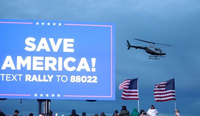 Trump’ın helikopterine lazer tuttu, gözaltına alındı