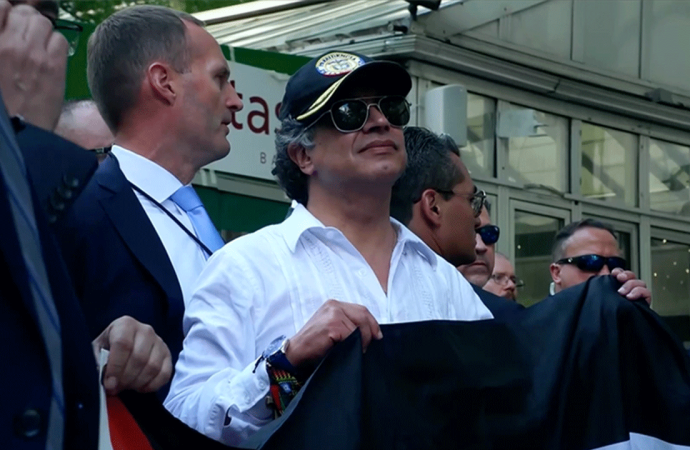 Cumhurbaşkanı Petro Filistin eyleminde: ‘Gazze’de olan tam bir soykırım’