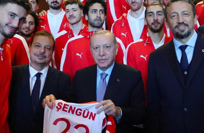 Hidayet Türkoğlu: İbrahim Kutluay’ı sevmesem de…