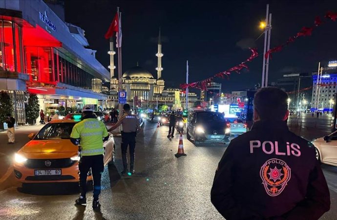 ‘Huzurlu İstanbul’ için 1147 gözaltı