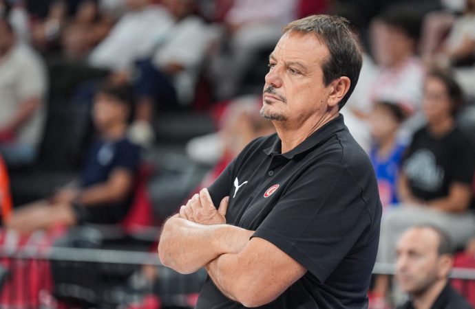 Ataman’dan futbol eleştirisi: ’80 milyon Euro harcama lig şampiyonluğu için mi’