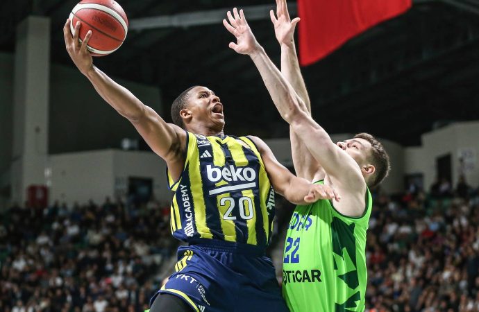 Fenerbahçe Beko, sezona mağlubiyetle başladı
