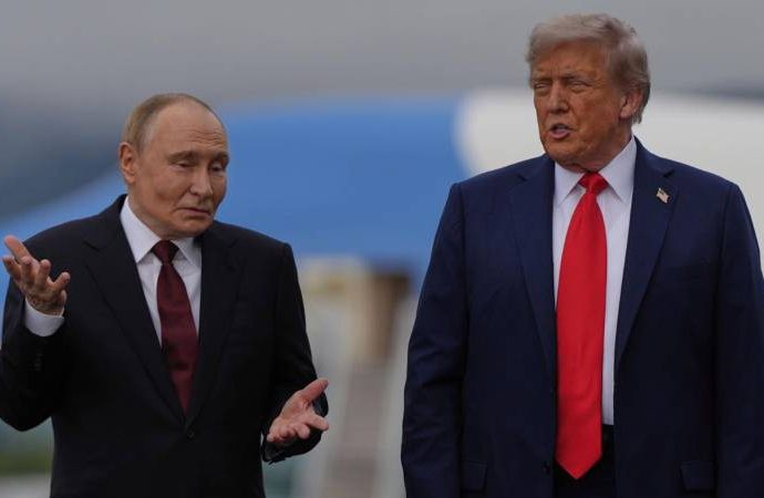 Kremlin’den Trump’a davet: Moskova’ya gel