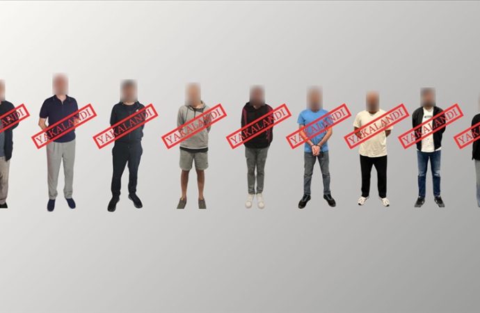 Kırmızı bültenle uluslararası seviyede aranan 9 suçlu Türkiye’ye getirildi