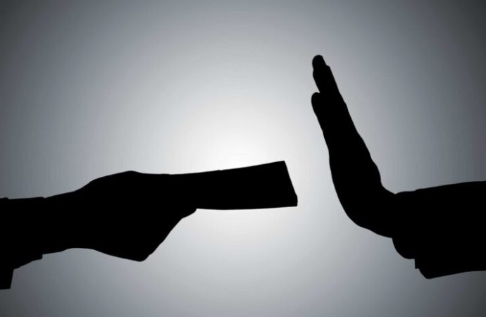 Rüşvet ve Yolsuzluğun Normalleştiği Bir Düzen: Nasıl Geriye Çevirebiliriz?
