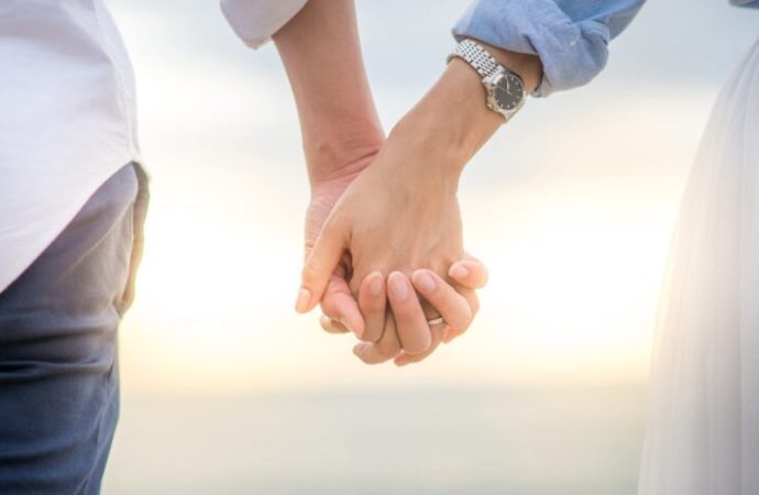 Aşk Yetmez: Gerçek İlişkilerin 24 Kuralı