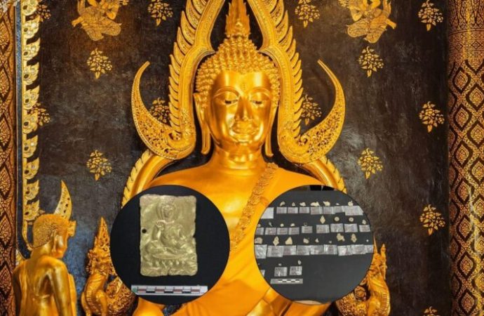1300 yıllık Buda heykelinin altında hazine bulundu