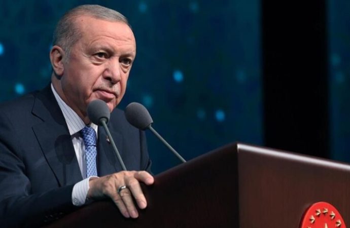 Rasyonel akılla bu Türkiye’yi anlamaya çalışmanın yarattığı feci yorgunluk