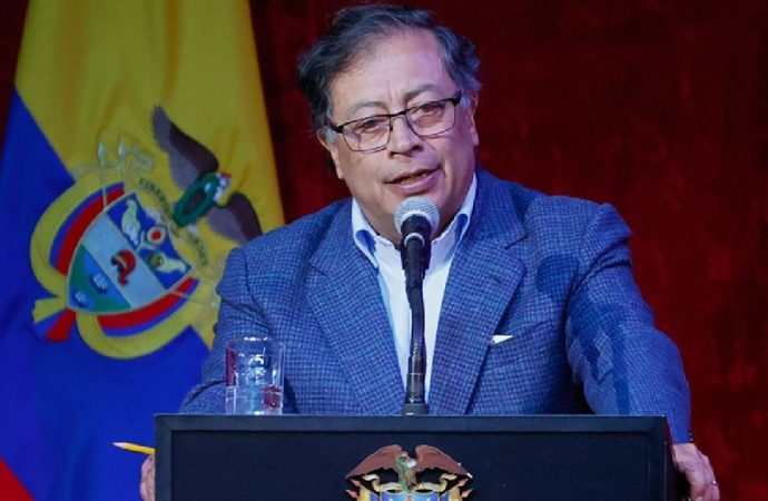 Kolombiya İsrailli diplomatları sınır dışı ediyor