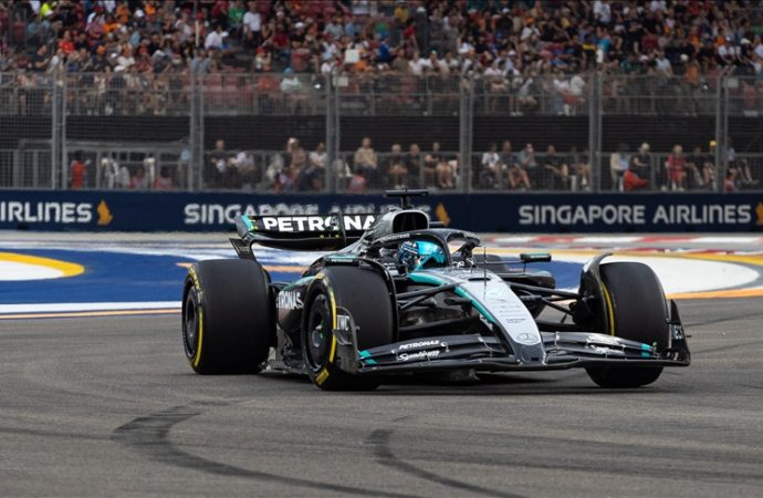 Singapur Grand Prix’sinde pole pozisyonu Russell’ın