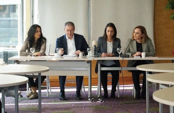 DEM Parti, Akil İnsanlar heyetlerini yeniden topladı