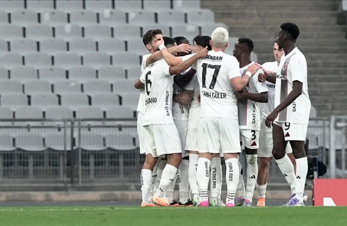 Gaziantep, Karagümrük’ü evinde 2-0 yendi