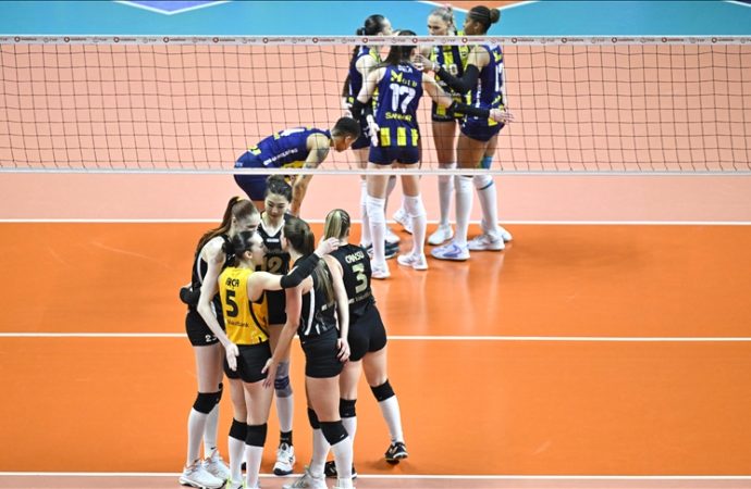 Voleybolda dev kupa sahibini buluyor