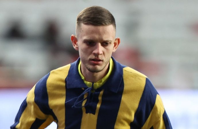 Szymanski transferin faturasını menajerine kesti