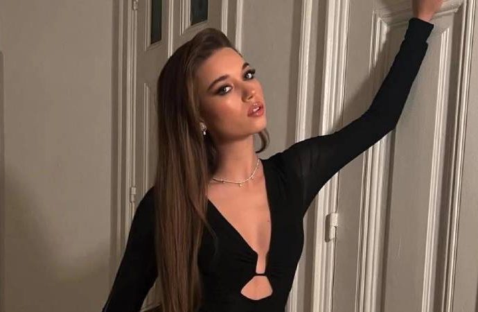 Afra Saraçoğlu’lu Pera geliyor