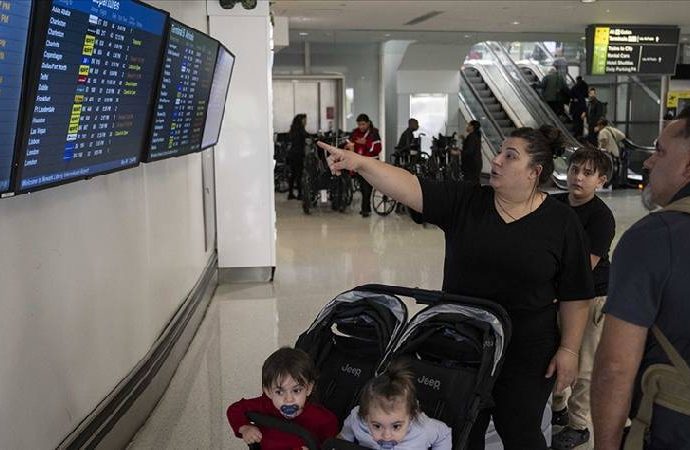 ABD’de hükümetin kapanması hava trafiğini vurdu