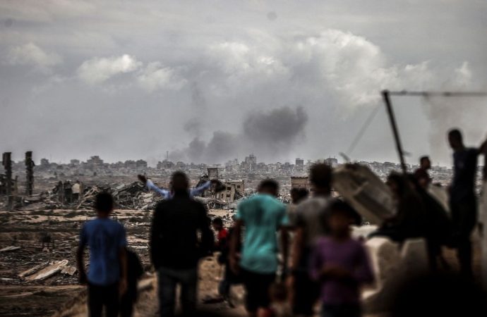 Gazze imzaları atıldı, Sisi ‘Bu tarihi bir an’ dedi