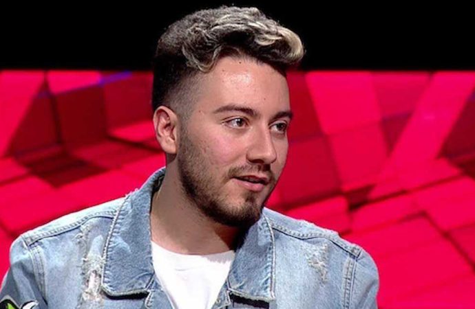Enes Batur 16 milyon aboneli YouTube hesabını sildi