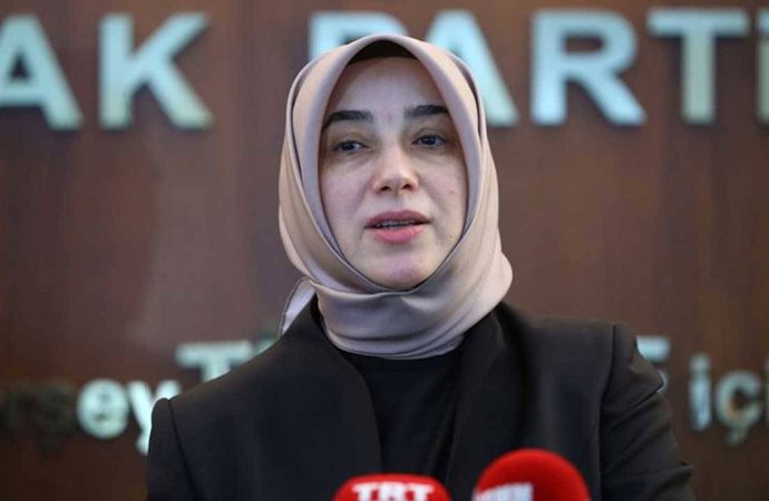 AKP’den tuhaf sansür teklifi: Holokost filmleri yasaklansın