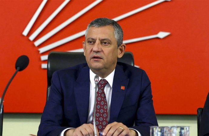 Özgür Özel: Bu ülke kız çocuklarına eşit yaşam borçlu