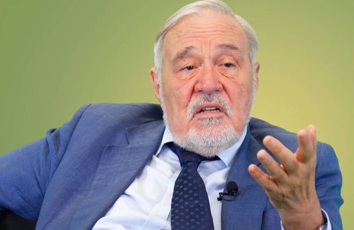 Prof. Dr. İlber Ortaylı açıklama yaptı: Hastalık bu defa çok ağır geçmiş