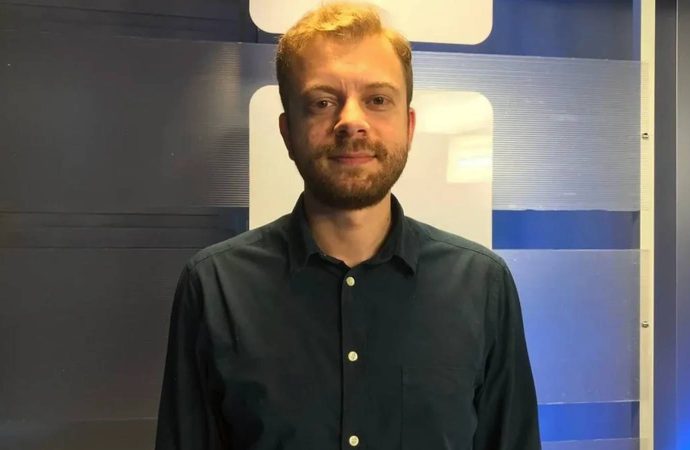 Akademisyen Emrah Gülsunar gözaltında