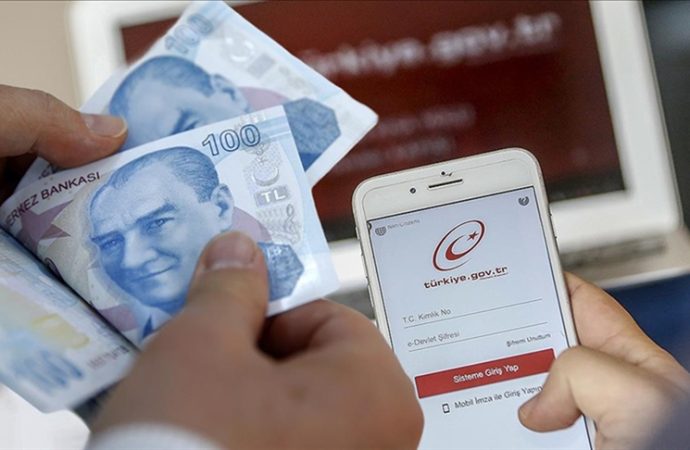 Burs ve öğrenim kredisi başvuruları başladı