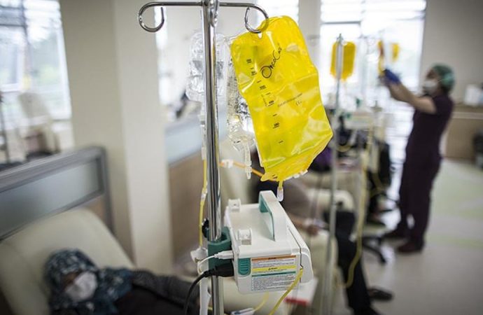 Dört akademisyene ihraç talebi: Kanser hastalarının tedavisini geciktirmişler