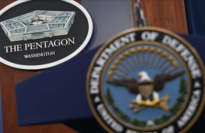 ABD’de medya Pentagon’un yeni yasaklarına uymayı reddetti