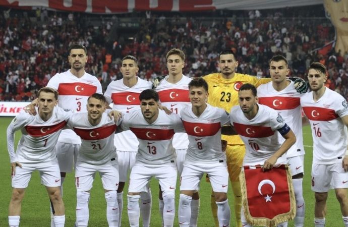 Milli futbolcu vergi rekortmenleri listesinde