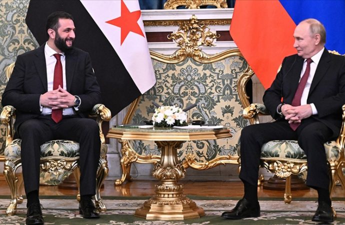 Putin, Suriye Cumhurbaşkanı Şara ile bir araya geldi