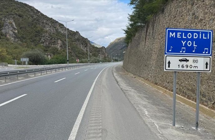 Üçüncü melodili yol Trabzon’da: ‘Ceddin Deden…’
