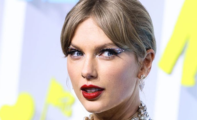 İki yaşındaki kanserli kızın dileğiydi: Taylor Swift, Lilah’nın arkadaşı ve en büyük bağışçısı oldu