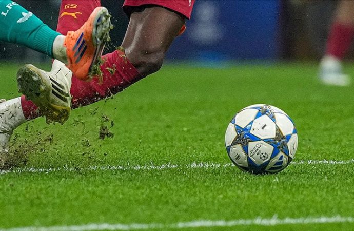 Galatasaray-Bodo/Glimt maçıyla aynı saate iki Süper Lig karşılaşması kondu