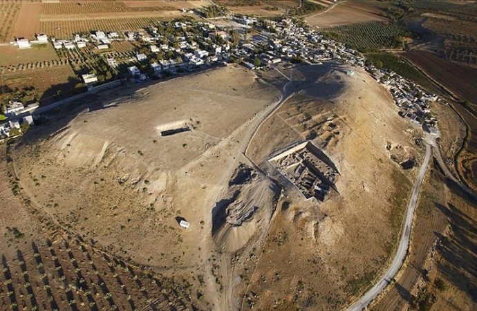 Oylum Höyük kazıları: Yeni Hitit belgeleri ortaya çıkarıldı
