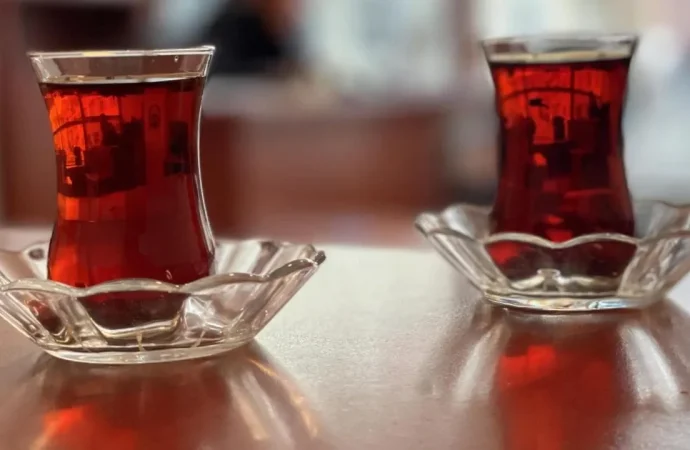 Ünlü çay markasında zararlı madde bulundu